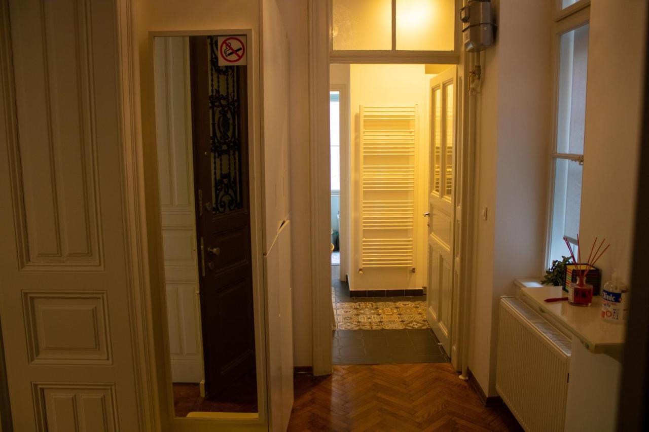 Main Street Apartment Mila , 3 Rd Floor Zagabria Esterno foto